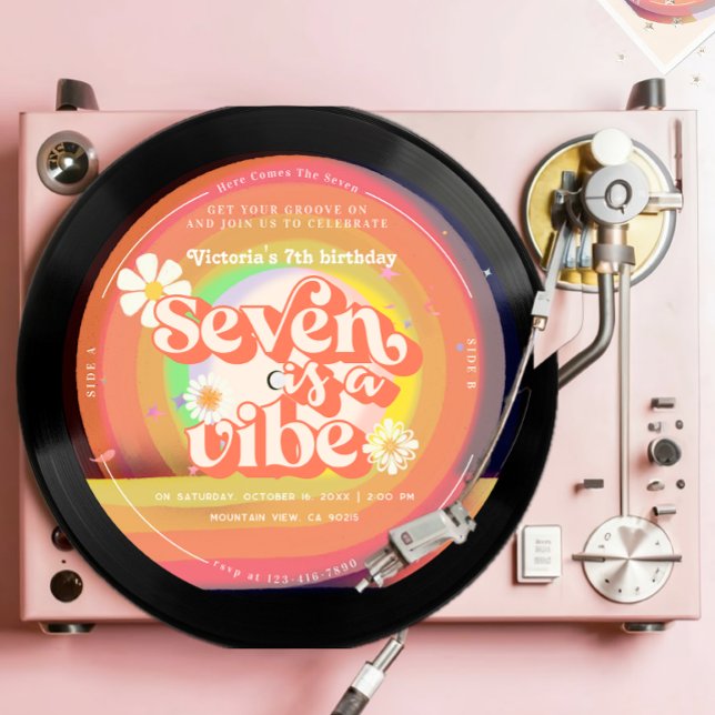 Seve ist ein Vibe Groovy Retro Vinyl Rainbow Daisy Einladung (Von Creator hochgeladen)