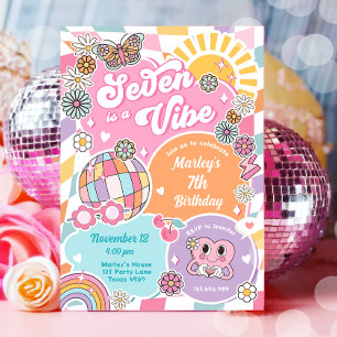 Seven ist ein Vibe Retro Preppy Varsity Birthday Einladung