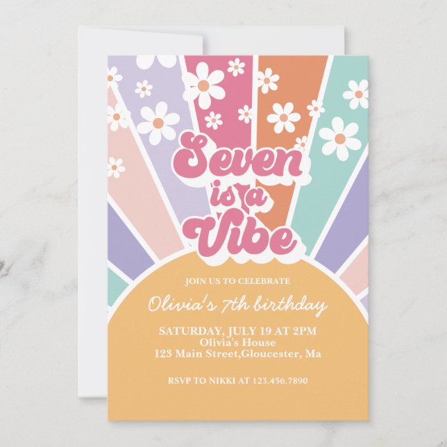 Seven ist ein Vibe Retro Sunshine Rainbow Daisy Einladung (Vorderseite)