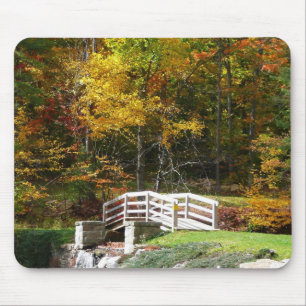 Seven Springs Fall Bridge I Herbstlandschaft Mousepad
