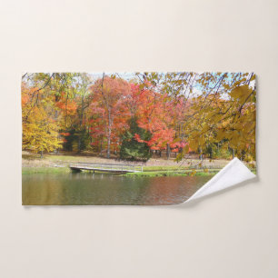 Seven Springs Fall Bridge III Herbstlandschaft Handtuch