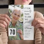 Seventy Chic Photo 70th Birthday Party Einladung<br><div class="desc">Celebrate in style with these modern 70th birthday party invitations featuring a chic white background,  a photo of the birthday boy/girl,  the funny saying 'it took seventy years to look this good!',  and a simple text template that is easy to personalize.</div>