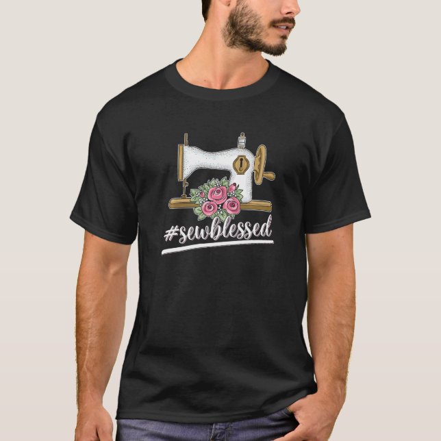 Sewblessed for a Tailors Sewers Women Quilters T-Shirt (Vorderseite)