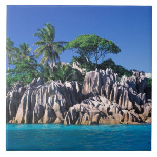 Seychellen. Ilot St. Pierre (in der Nähe von Prasl Fliese
