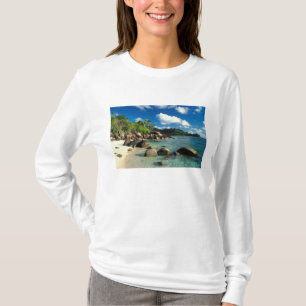 Seychellen, Mahe Island, Anse Royale Beach. 3 T-Shirt