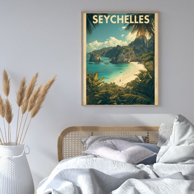 Seychelles Serenity – Vintage Tropical Island  Poster (Von Creator hochgeladen)