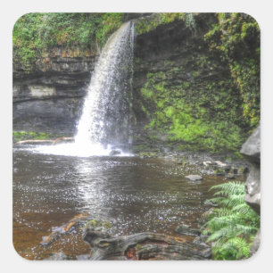 Sgwd Gwladys at Pontneddfechan Wasserfall, Wales Quadratischer Aufkleber