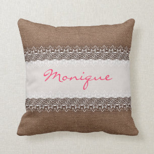 Shabby Chic-Spitze auf rustikaler Leinwand - rosa Kissen