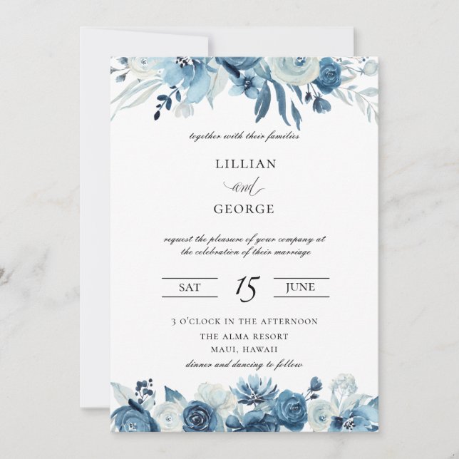 Shades of Blue Floral Wedding Einladung (Vorderseite)