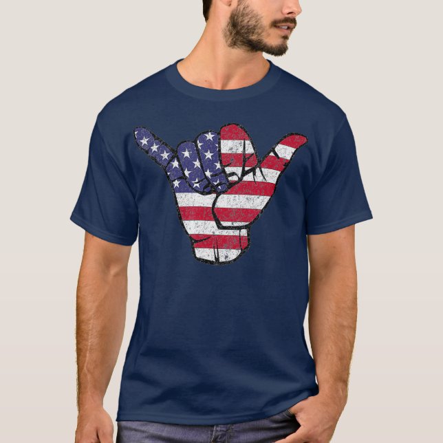 Shaka Hang Loose American Flag T-Shirt (Vorderseite)
