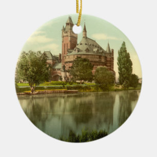 Shakespeares Erinnerungstheater, Keramikornament
