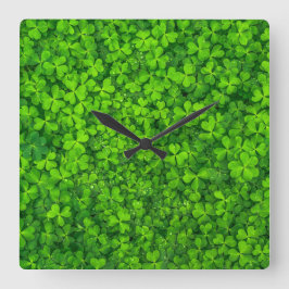 Shamrock Clovers Green Irish Symbol Ireland Quadratische Wanduhr