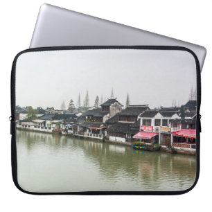 Shanghai, China, 30.03.2017, Historischer Bui aus Laptopschutzhülle