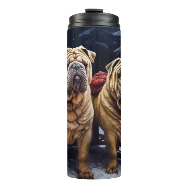 Shar Pei Snowy Sleigh Weihnachtsdekor Thermosbecher (Vorderseite)