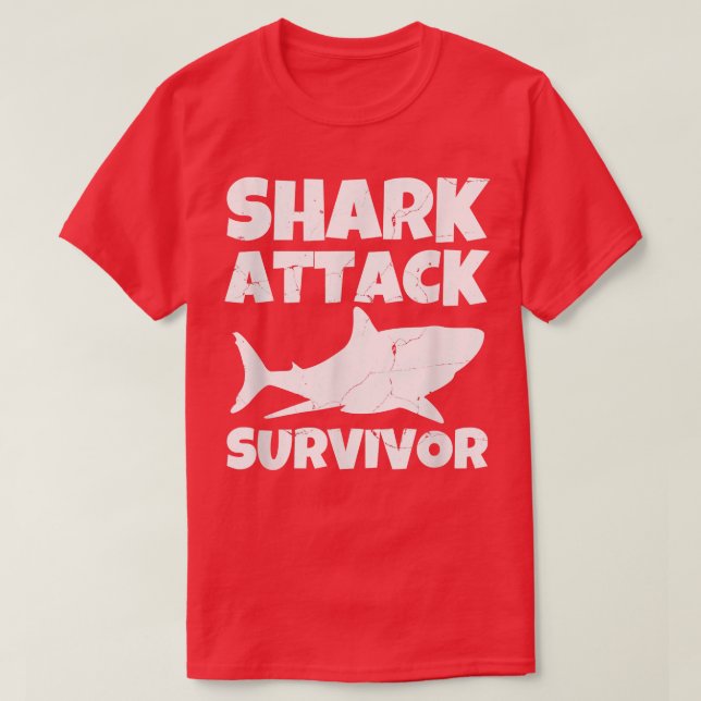Shark Attack Survivor Grunge  T-Shirt (Design vorne)