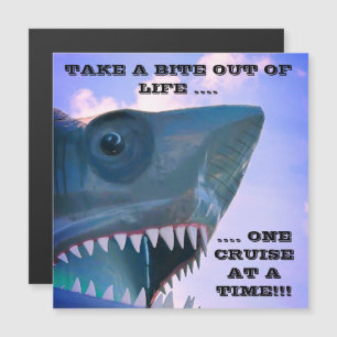 SHARK CRUISISISE TÜR MAGNET
