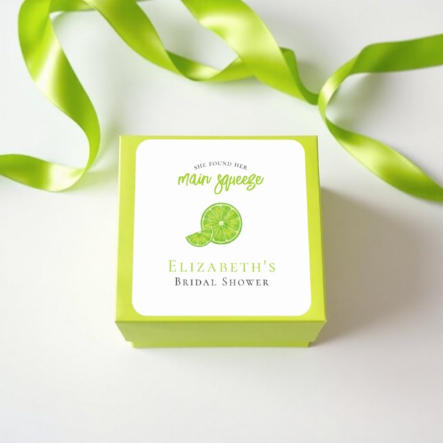 She Found her Main Squeeze Bridal Shower Favor Quadratischer Aufkleber (Von Creator hochgeladen)