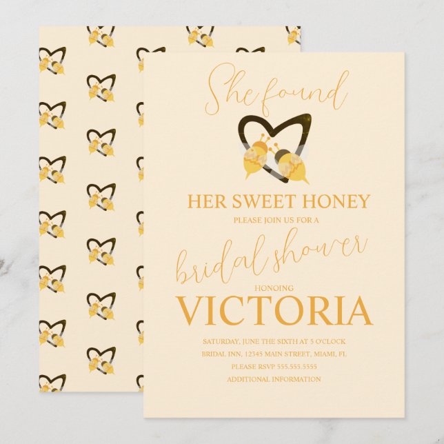 She found her sweet honey Bee Bridal Shower  Einladung (Vorne/Hinten)