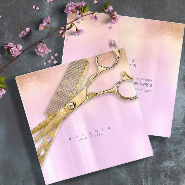 Sheen and Shears Hair Stylist Gold/Orchid Sq ID814 Quadratische Visitenkarte (Von Creator hochgeladen)