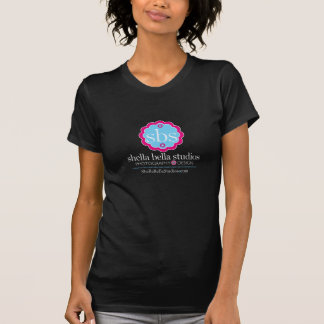 Shella Bella Studio-schwarze T-Shirt-Vertikale T-Shirt