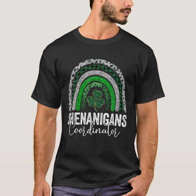 Shenanigans Coordinator St Patrick's Day Rainbow T T-Shirt (Vorderseite)