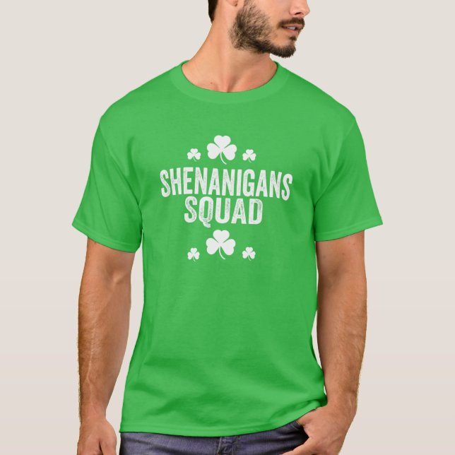Shenanigans Squad Funny St. Patrick's Day Matching T-Shirt (Vorderseite)