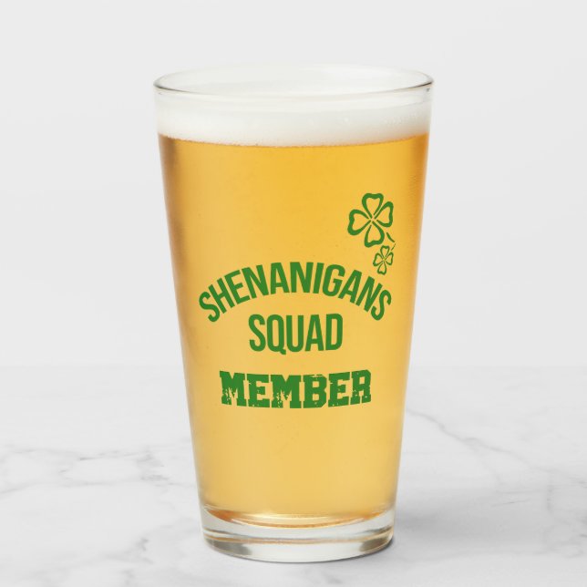 Shenanigans Squad Mitglied Bier Glas (Vorne (Gefüllt))