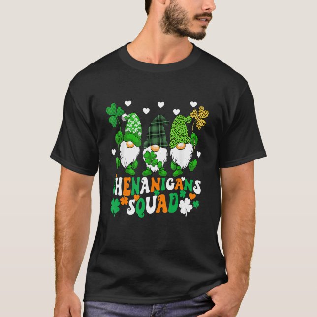 Shenanigans Squad St Patricks Day Gnomes Green Pro T-Shirt (Vorderseite)