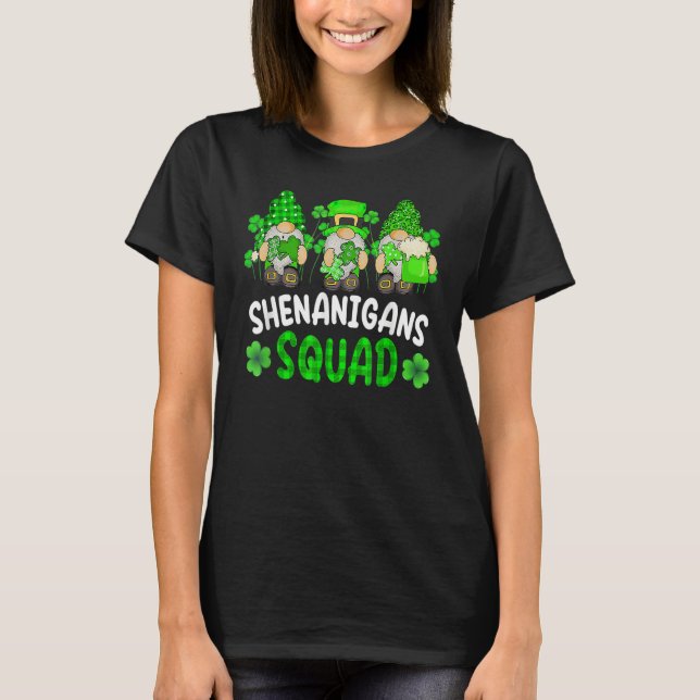 Shenanigans Squad St Patricks Day Gnomes Green Pro T-Shirt (Vorderseite)