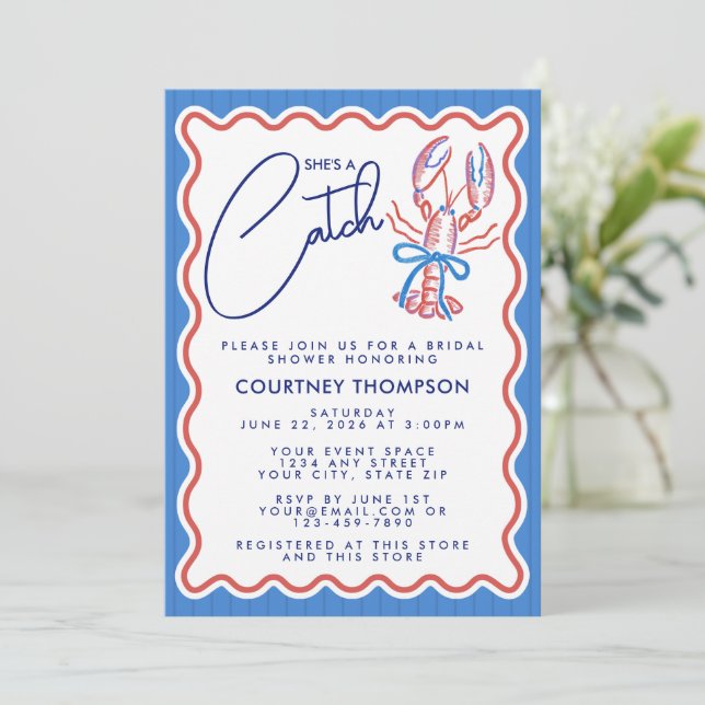 She's A Catch Coastal Lobster Bridal Shower Einladung (Stehend Vorderseite)