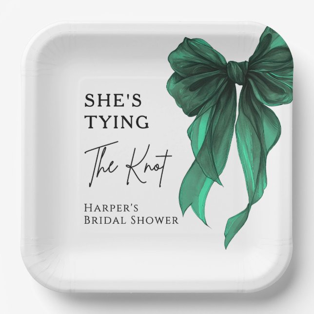 She's Tying The Knot Green Bow Bridal Shower Pappteller (Vorderseite)