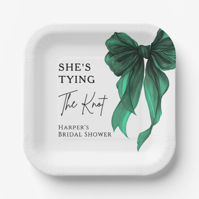 She's Tying The Knot Green Bow Bridal Shower Pappteller (Vorderseite)