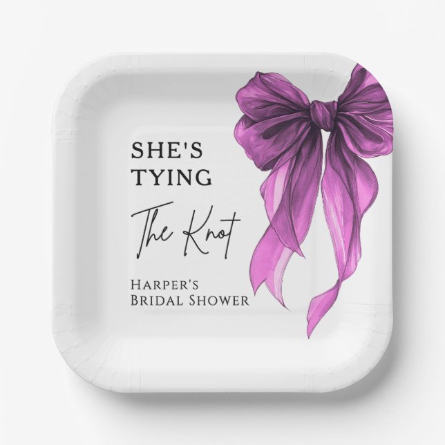 She's Tying The Knot Purple Bow Bridal Shower Pappteller (Vorderseite)