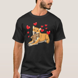 Shiba inu Hund mit ausgestopften Tieren und Herz T-Shirt