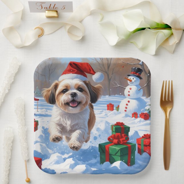 Shih Tzu läuft in Snow mit Weihnachtshut Pappteller (Hochzeit)