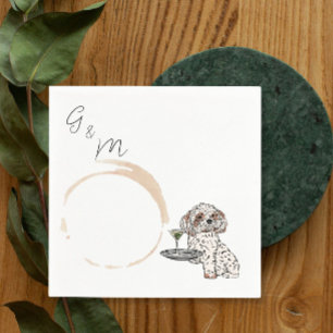 Shih Tzu mit einem Martini-Cocktail Serviette