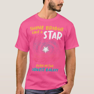 Shine strahlt wie ein Stern selbst in der dunkelst T-Shirt