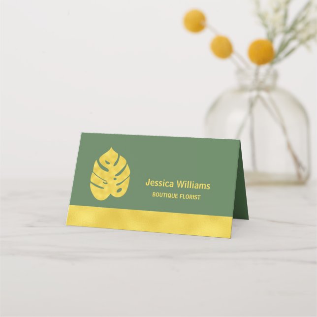Shiny Golden Monstera Blätter auf dunkelgrün Treuekarte (Vorderseite)