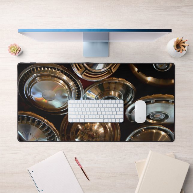 Shiny Hubcaps Art Garage Man Cave Desk Mat Pad (Bureau 1)