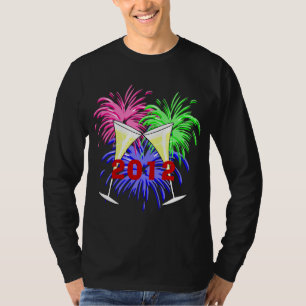 Shirt für Champagner und Feuerwerke im Neujahr