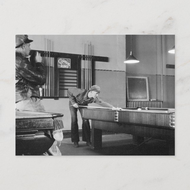 Shooting Pool, 1940 Postkarte (Vorderseite)