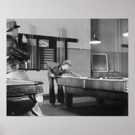 Shooting Pool, 1940. Vintages Foto Poster