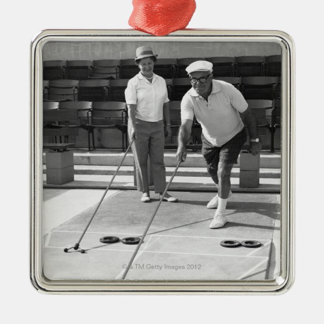 Shuffleboard Ornament Aus Metall (Vorne)