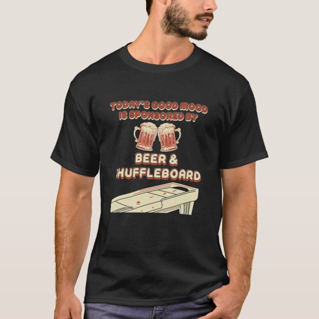 Shuffleboard Player Beer T-Shirt (Vorderseite)