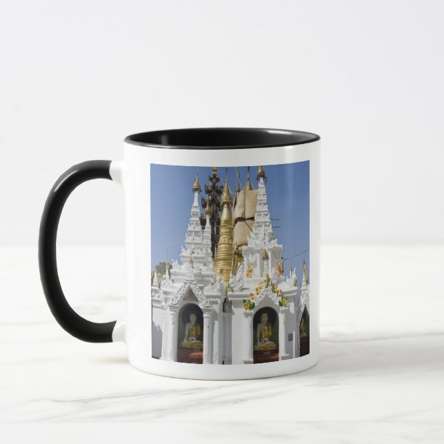 Shwedagon Pagoda (Paya), großer Tempelplatz, der 2 Tasse (Links)