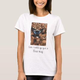 Siamesische Katzen-Teddybär-feste Umarmung durch T-Shirt