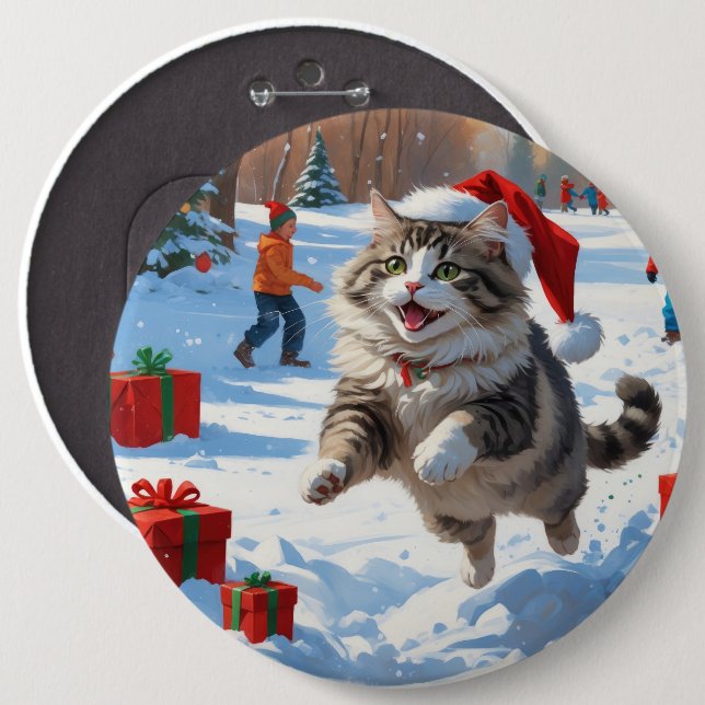 Sibirische Katze läuft im Schnee mit Weihnachtsmüt Button (Vorne & Hinten)