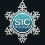 SIC NJ Sea Isle City New Jersey Beach Tag Schneeflocken Zinn-Ornament<br><div class="desc">SIC NJ Sea Isle City New Jersey Beach Tag Snowflake Weihnachtsschmuck -</div>