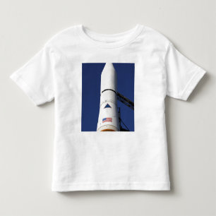 Sicht auf den Nasenkegel der Delta-IV-Rakete Kleinkind T-shirt