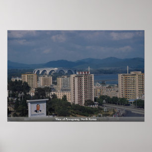 Sicht auf Pjöngjang, Nordkorea Poster
